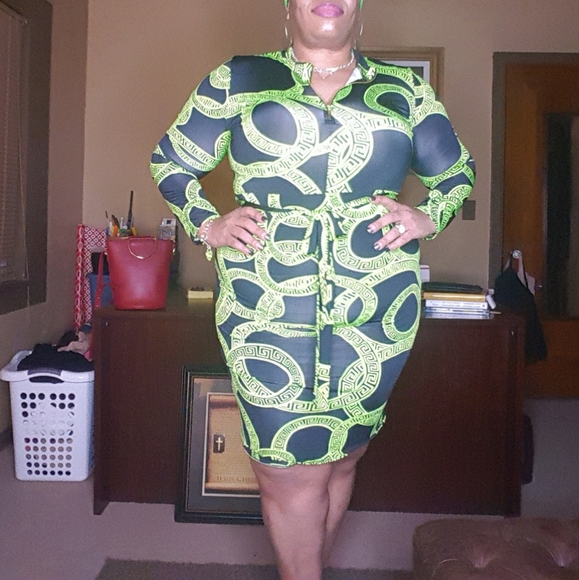 Boutique Dresses & Skirts - Black & Neon Green Dress *